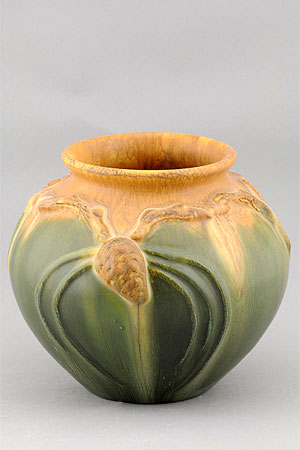 Round Pinecone Vase